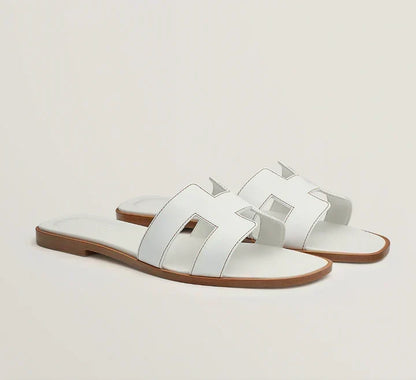 "HRMS" Sandalen